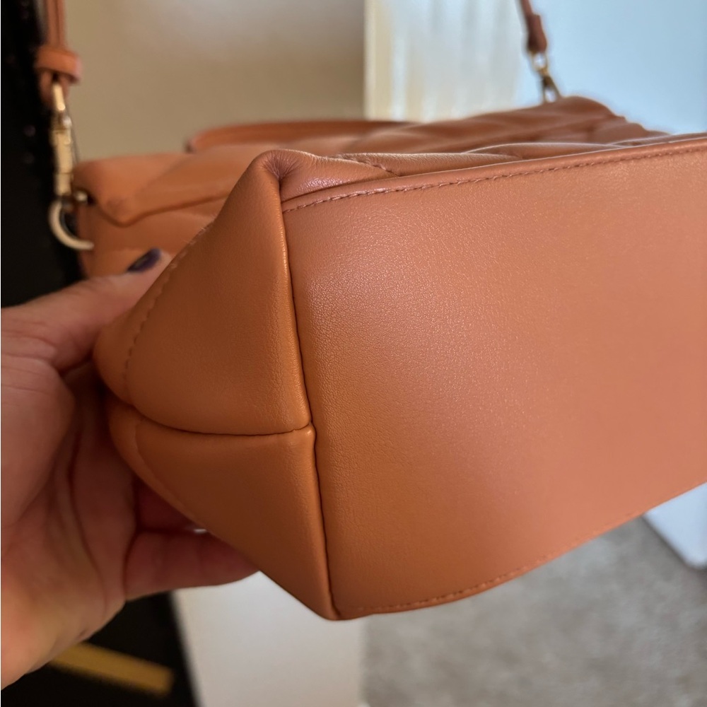 ( A NEW DAY) Elegant Quilted Women's Bag - Picture 9 of 12